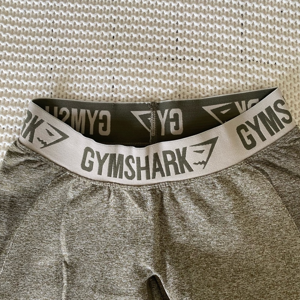Gymshark Capri Length Leggings - Picture 4 of 4